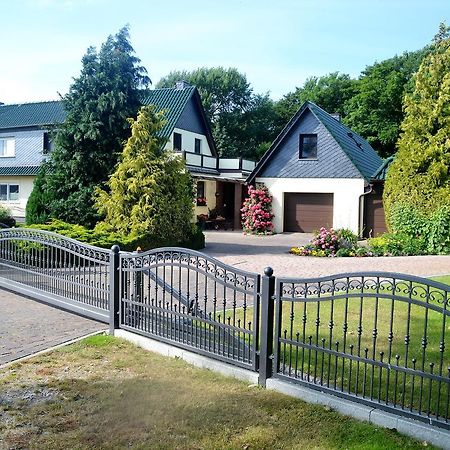 Ferienwohnung 2 Bei Familie Saupe Schaprode Zewnętrze zdjęcie
